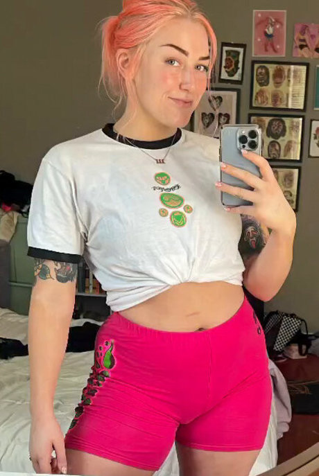 Allie Katch kunst erotische galerie