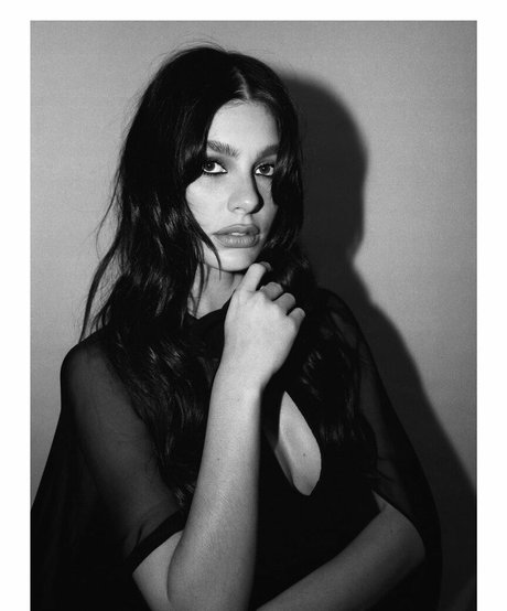 Camila Morrone schauspielerin xxx bild