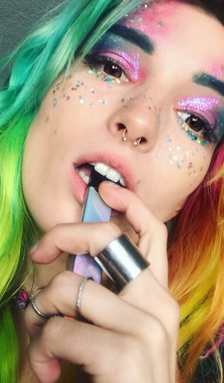 Dani Thorne model hd fotos