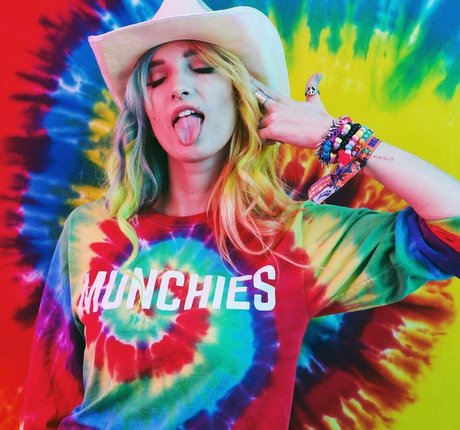 Dani Thorne top sexy foto