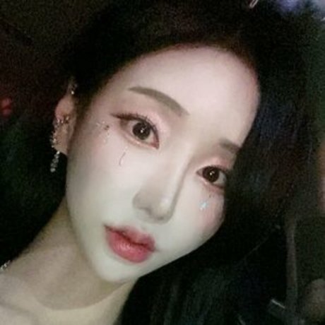 prinzessin asiatische onlyfans perfekte hübsche bilder