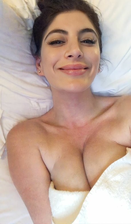 Ariana Basseri beste xxx fotos