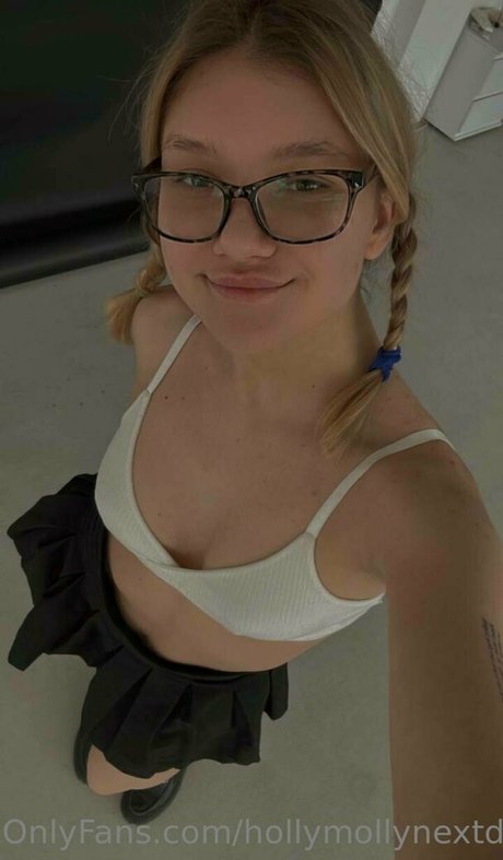 hollymollynextdoor sexy exklusive fotos