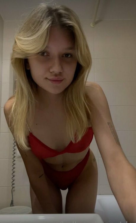 hollymollynextdoor schauspielerin freie archiv