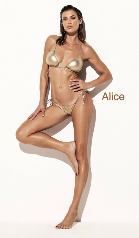 Elisabetta Canalis model fotos