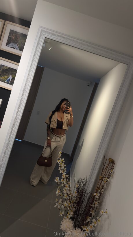 bellatorres official model top galerie