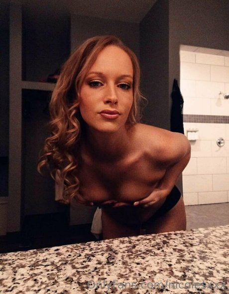 nicolesxxx hübsche sex bilder