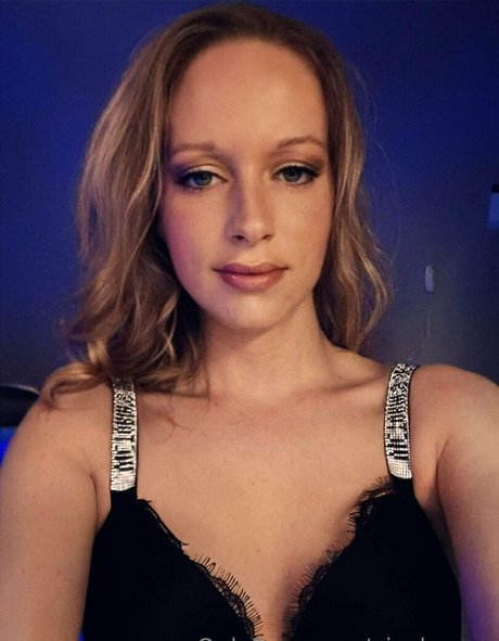 nicolesxxx kunst xxx galerien