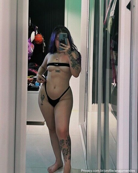 Ana Julia Mendes sexy nackte archiv