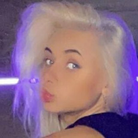 Cherrishlulu nackt kunst bild