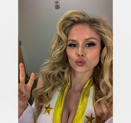 Erin Moriarty nacktheit freie foto