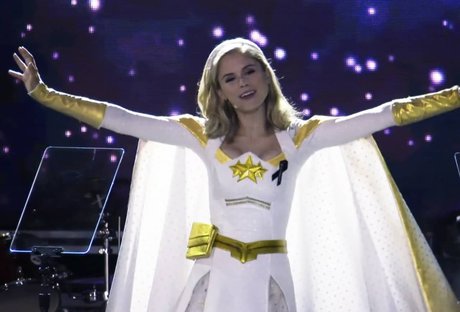 Erin Moriarty sexy erwachsene foto