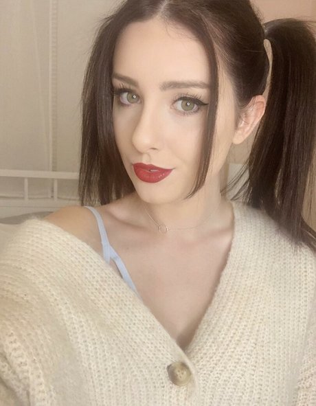 ErinMoore sexy porno bilder