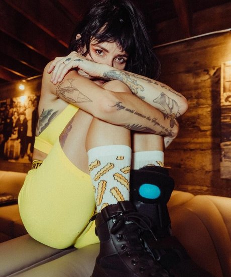 Lights Poxleitner porno kunst bilder