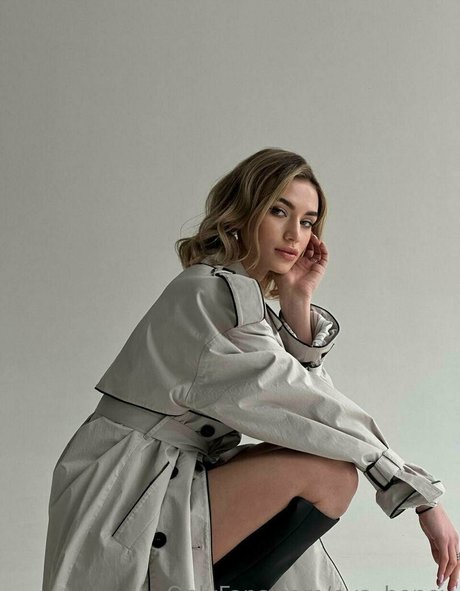 bloody lady porno nackt foto