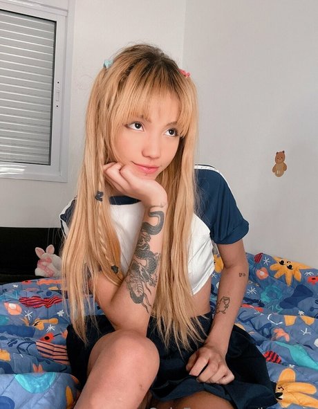 LoveLari pornografische archiv