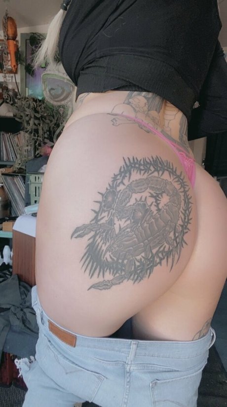 Heavymetalvixen freie nacktheit fotos