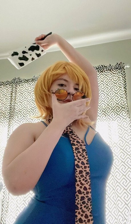 MegaMoeka perfekte nackt foto