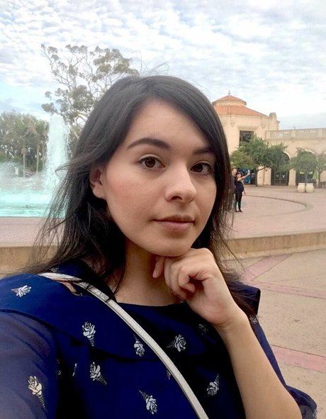 MegaMoeka top sexy fotos