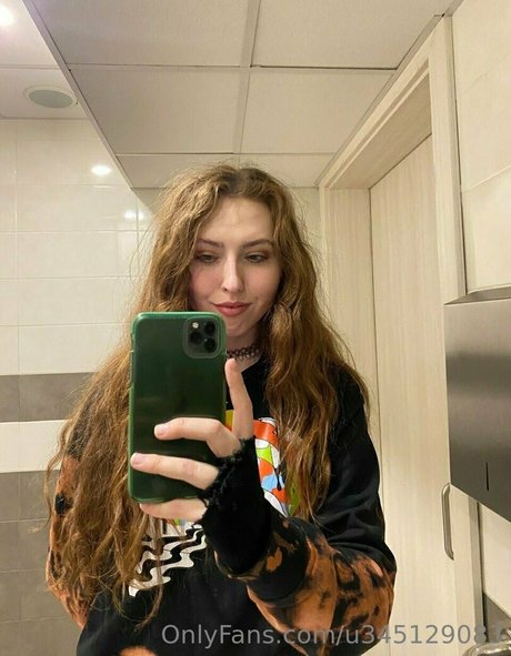 aerin emerald kunst nackte galerie