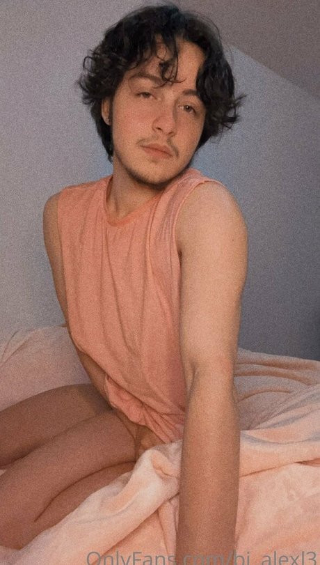 xox0kai0xox exklusive nackte galerie