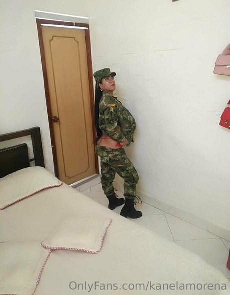 kanelamorena erwachsene perfekte bilder