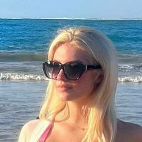 Hannah White kunst sex archiv