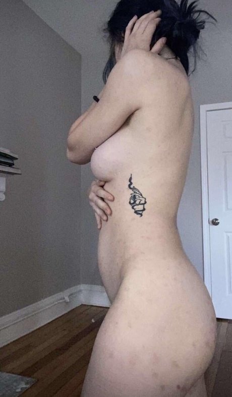 Radianttoilet nackt freie bilder