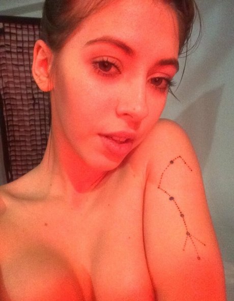 Avery Nona perfekte xxx galerie