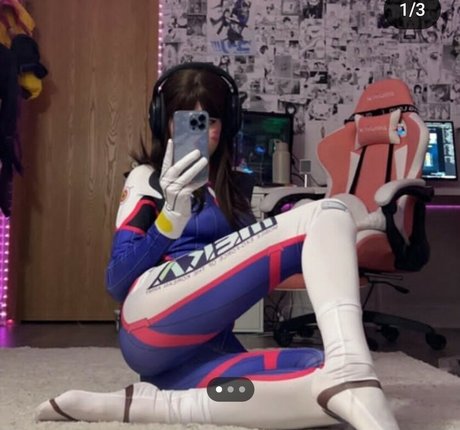 Emma kat 22 freie nackte fotos