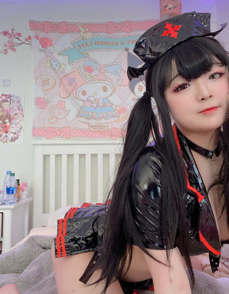 Donutskii nackt exklusive archiv