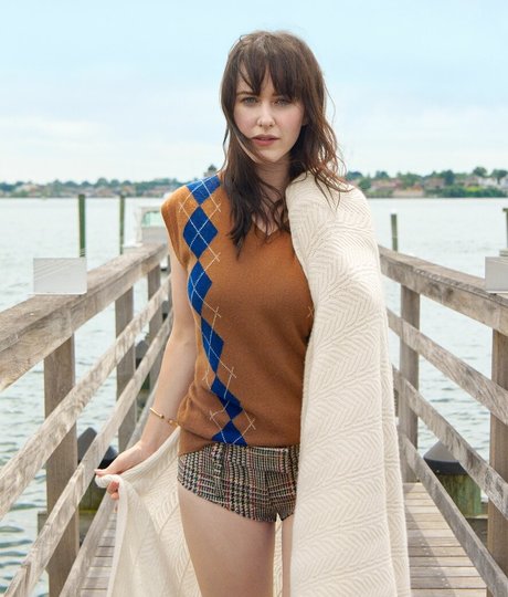 Rachel Brosnahan freie xxx galerie