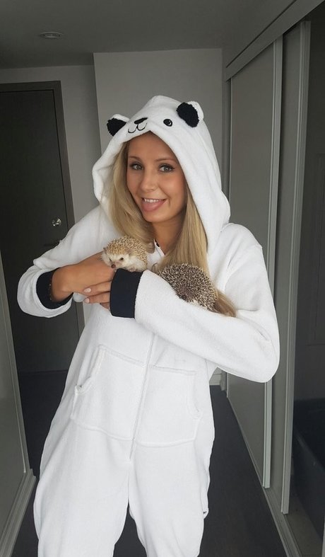Lauren Southern nackt porno bilder