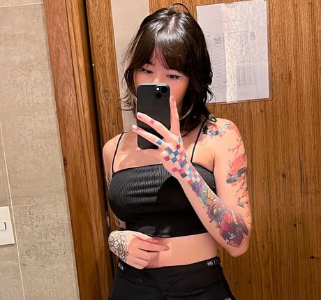 süße teen-onlyfans erotische nackt bild