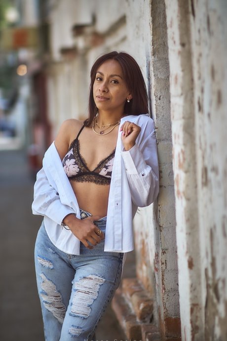 Liani kunst nackt foto