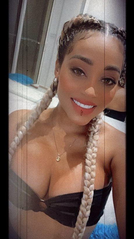 LeydiHilton exklusive heiße bilder