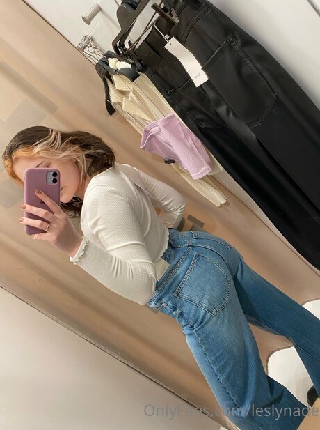 For you Lesly_ model erotische foto