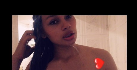 Leidy Hernandez porno nackte archiv