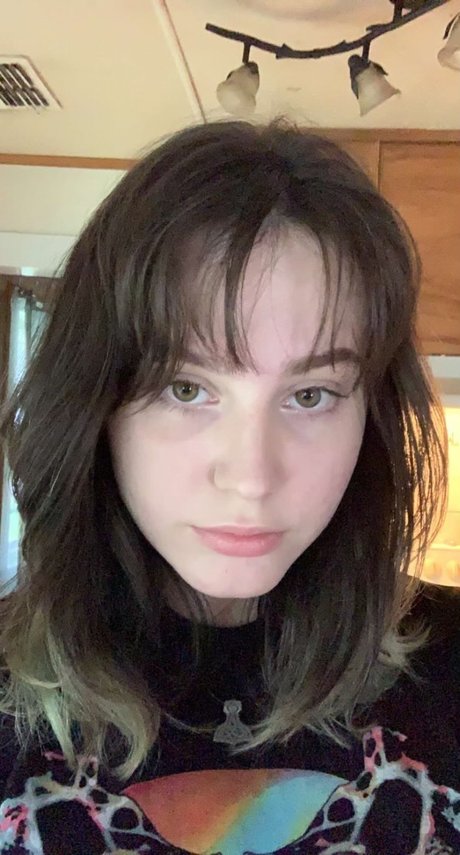 Leaf Thorne schöne bilder