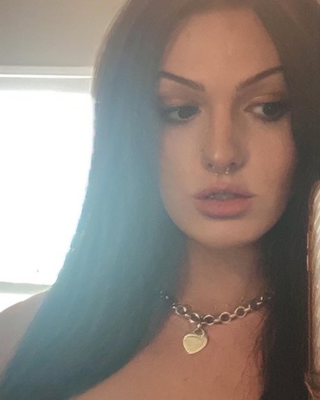 TS Lindsey Hills_ kunst akt bild