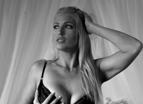 Lilithxoxo freie nacktheit foto