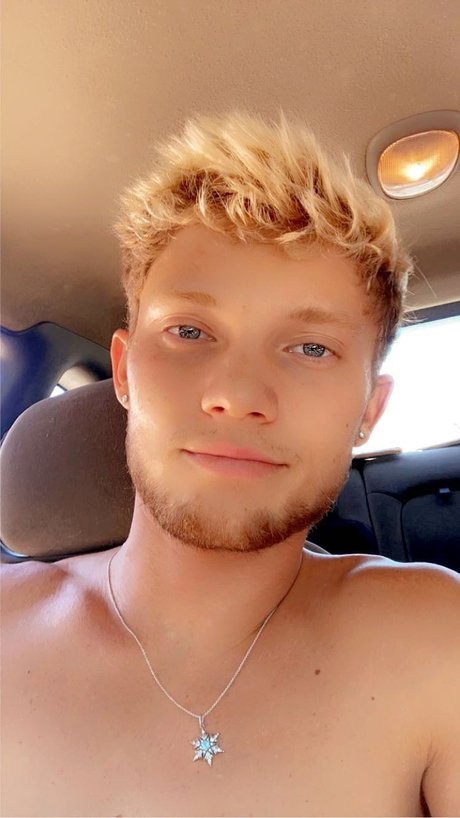 lVlonster porno nacktheit foto