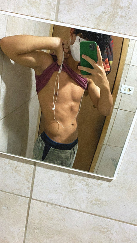 Novinhohot heiße exklusive galerie