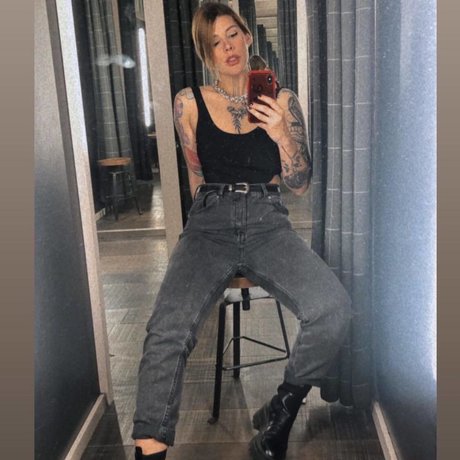 MARIANELA CASALI sexy pornostar bild