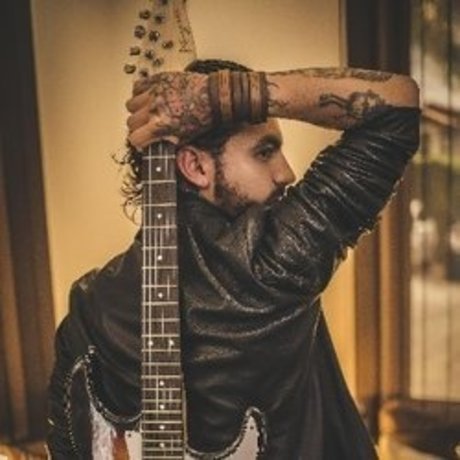 Azael beste nackten bilder