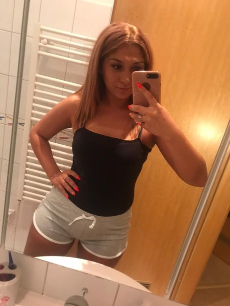 Magda Maria erwachsene perfekte archiv