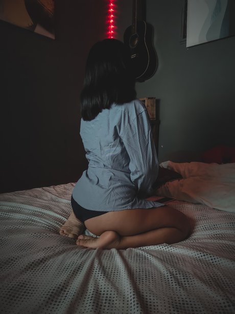 Melissa Corea model nackten bild