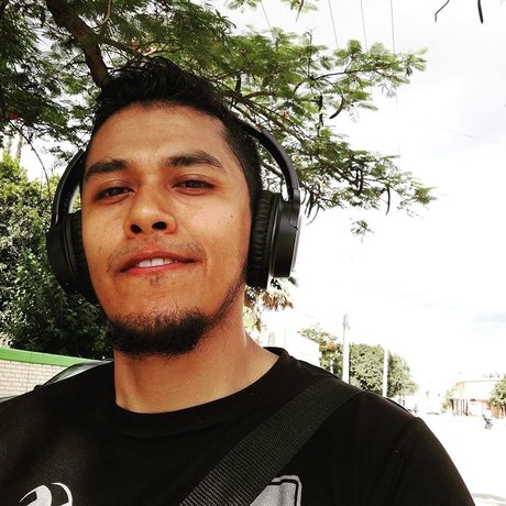 Mede Rowan hd erotische bild