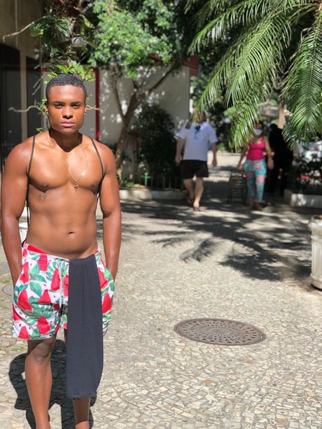 Matheus Belchior erwachsene nackte galerien