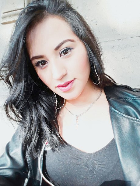 Yami Lp heiße pornostar galerien